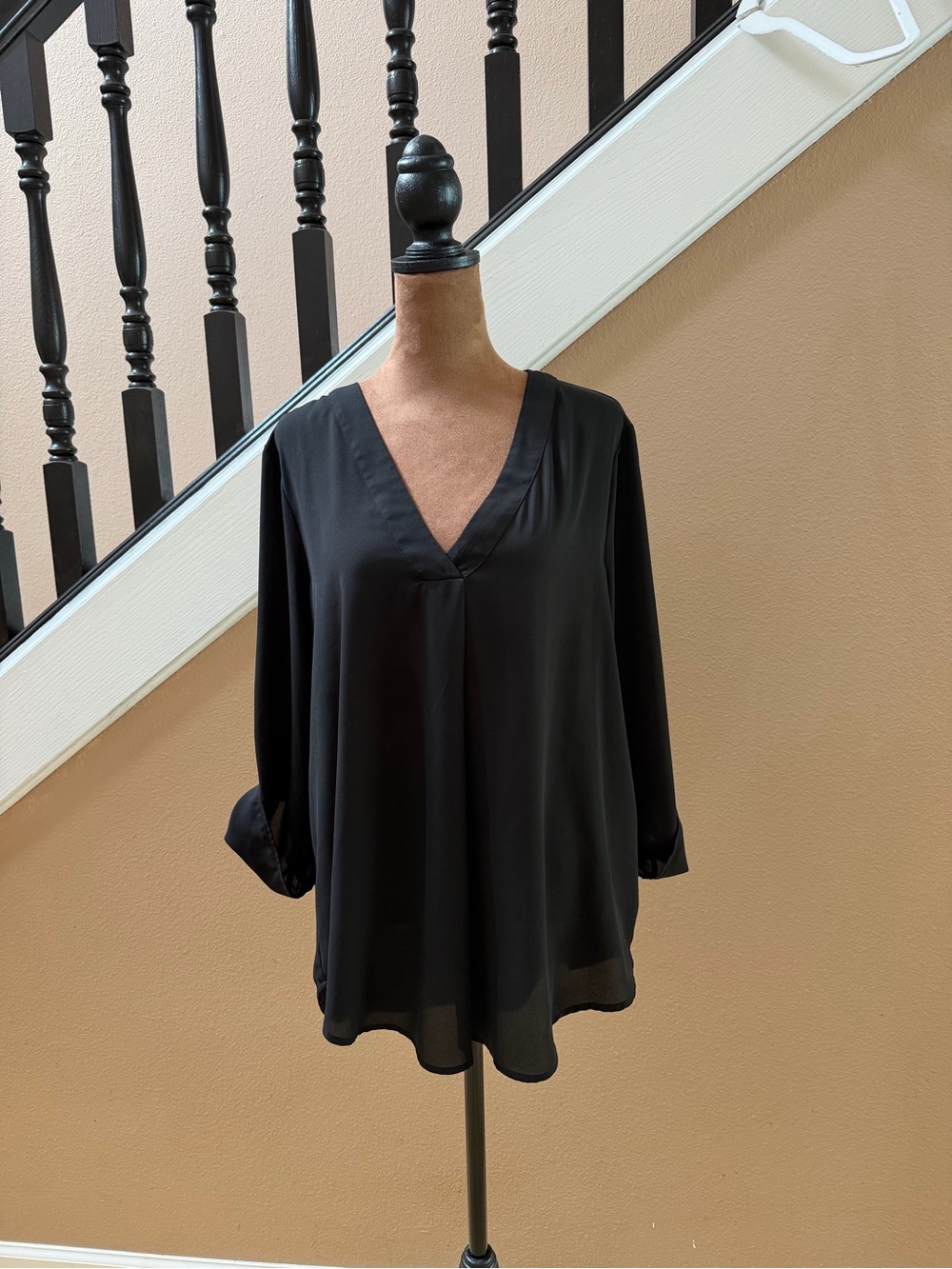 Lush Black V-Neck Long Sleeve Blouse